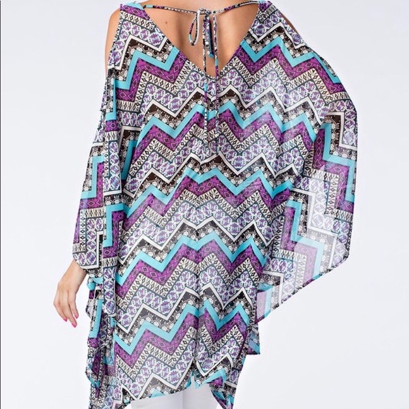 V Neck Poncho Style Slit Sleeve Top - Picture 2 of 6